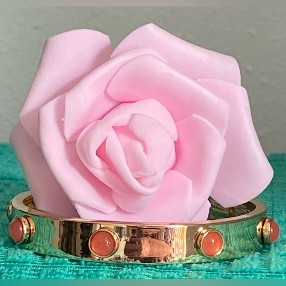 NEW GOLDTONE BANGLE BRACELET WITH COLORFUL ACCENTS - Picture 7 of 16